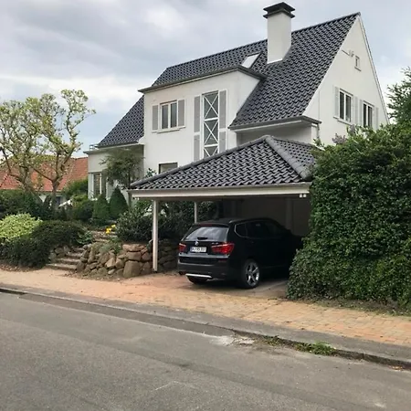 Large Basement In The Middle Of Apartman