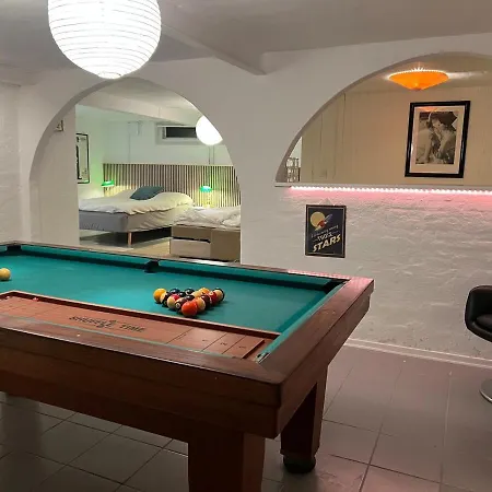 Large Basement In The Middle Of * Odense