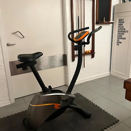 Apartman Large Basement In The Middle Of *