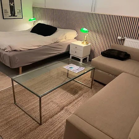 Large Basement In The Middle Of Apartamento